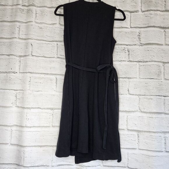 Athleta Black Sleevelesss Wrap Dress Womens Small knit stretch Athleisure 46295 - Picture 2 of 6